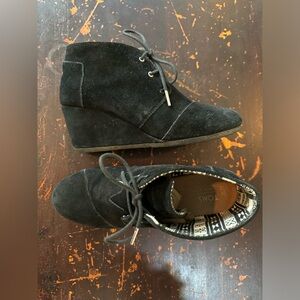 Toms suede black wedge booties ankle boots